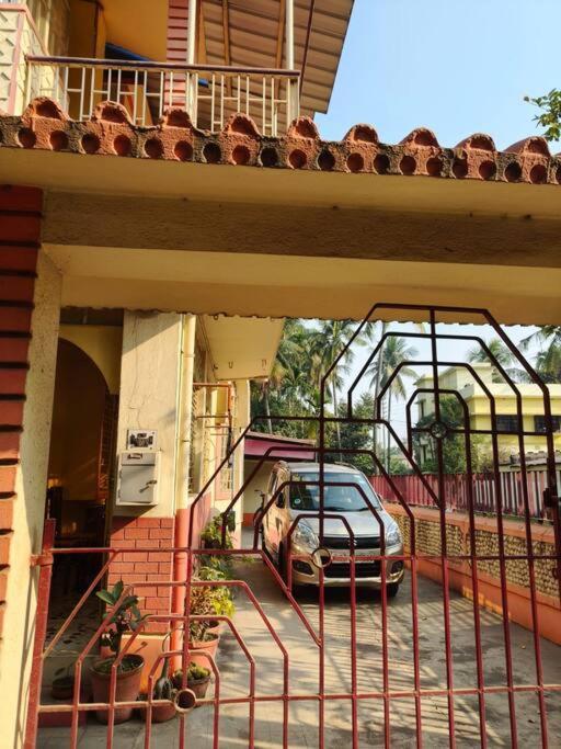 Premium Apartment, Kolkata Airport Екстер'єр фото