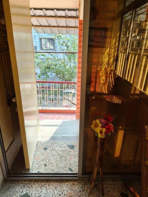 Premium Apartment, Kolkata Airport Екстер'єр фото